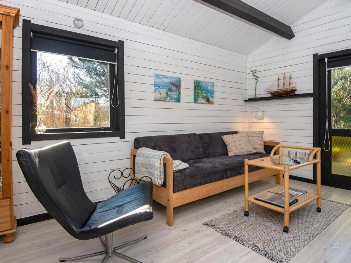 4 Person Holiday Home In Nibe Buitenkant foto