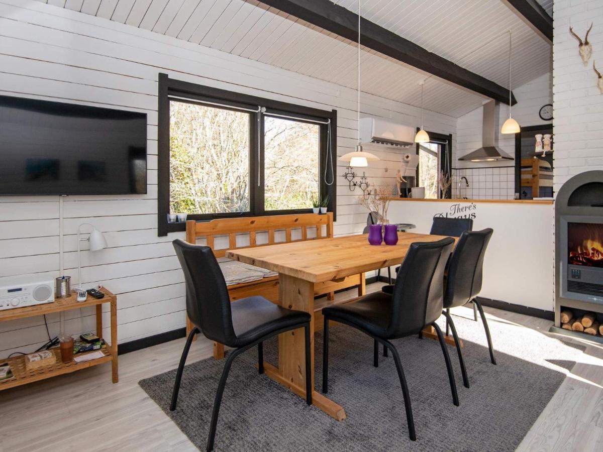 4 Person Holiday Home In Nibe Buitenkant foto